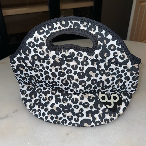 BYO Rambler Insulated Neoprene Lunch Bag Leopard - Picture 1 of 4